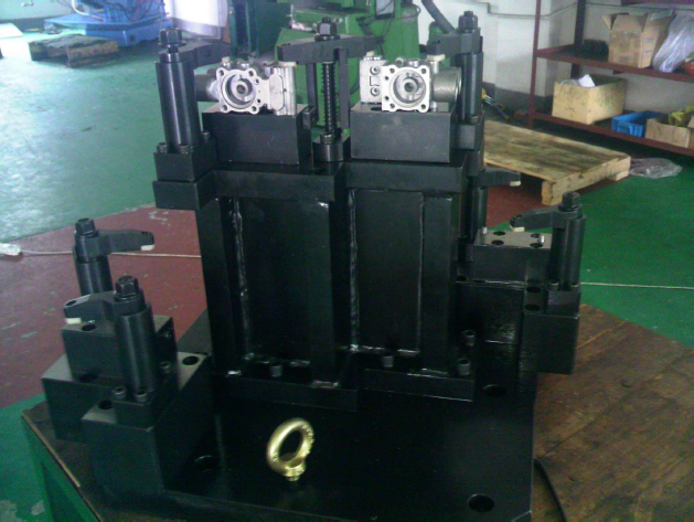 制动泵体卧加手动夹具（多工件共用）